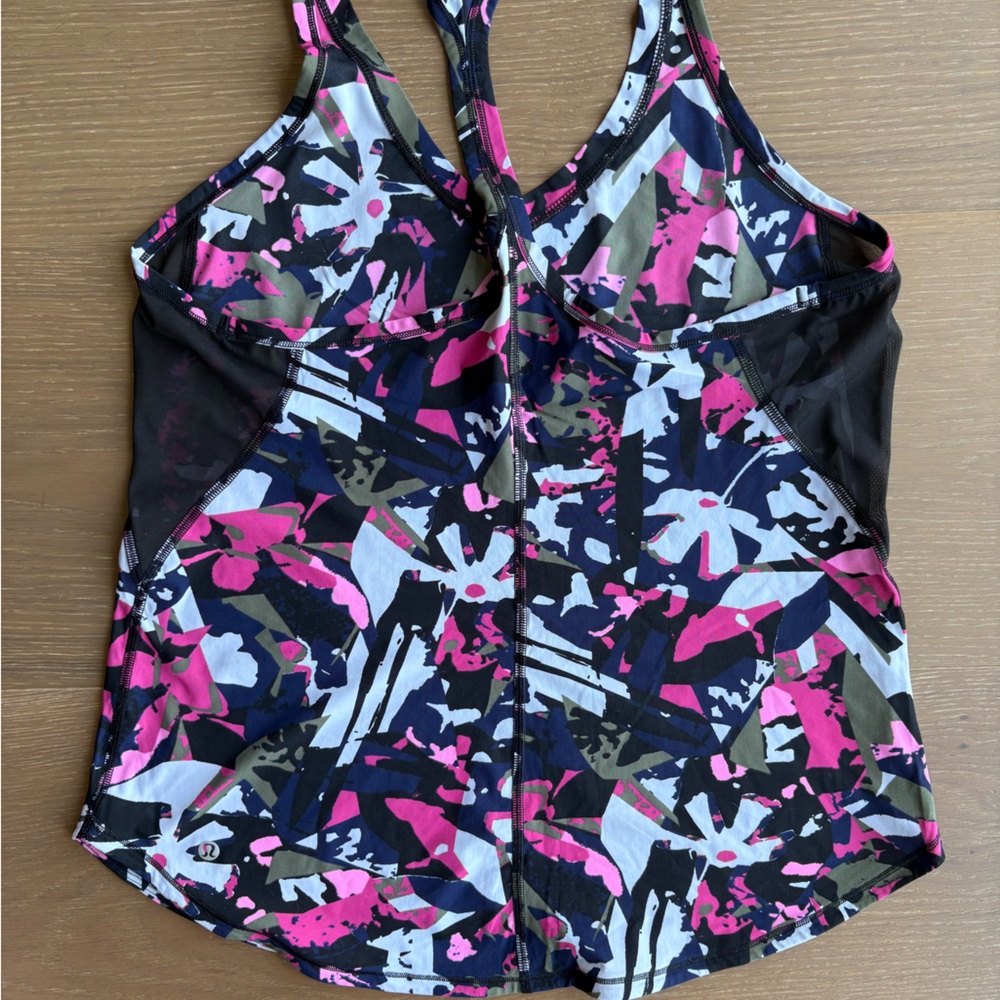 lululemon top ✨ - Picture 2 of 2